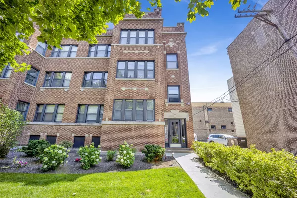 4013 N Southport AVE #2, Chicago, IL 60613