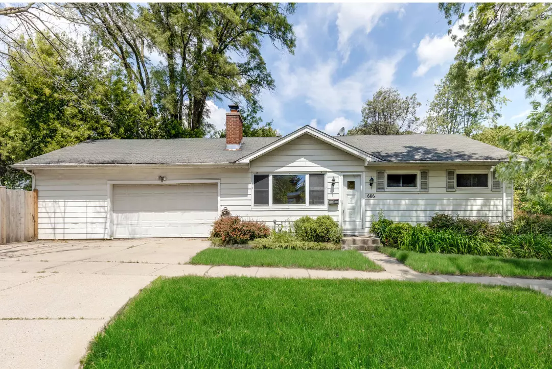 Deerfield, IL 60015,606 Longfellow AVE