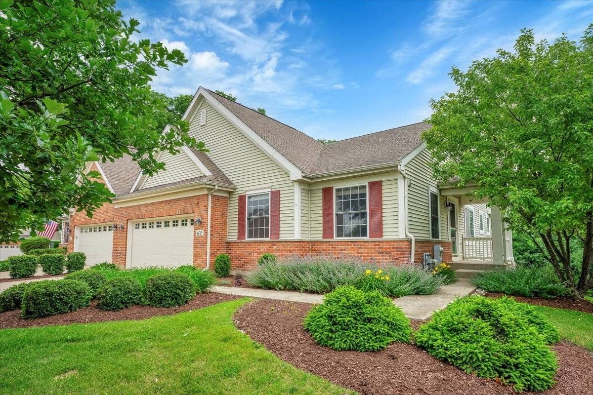 Streamwood, IL 60107,63 Tall Grass CT
