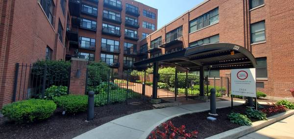 2323 W PERSHING RD #220, Chicago, IL 60609