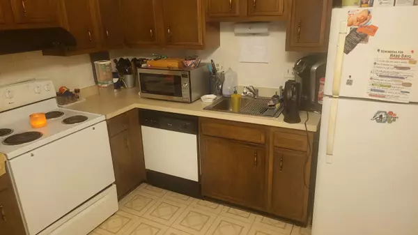 Lisle, IL 60532,2300 OLD TAVERN RD #201