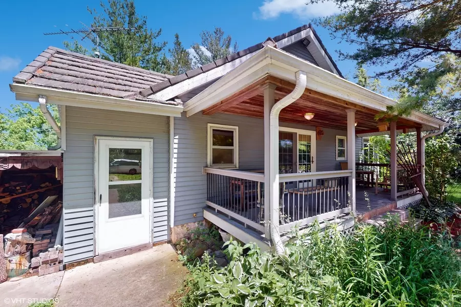 6256 Sheridan Springs RD, Burlington, WI 53105