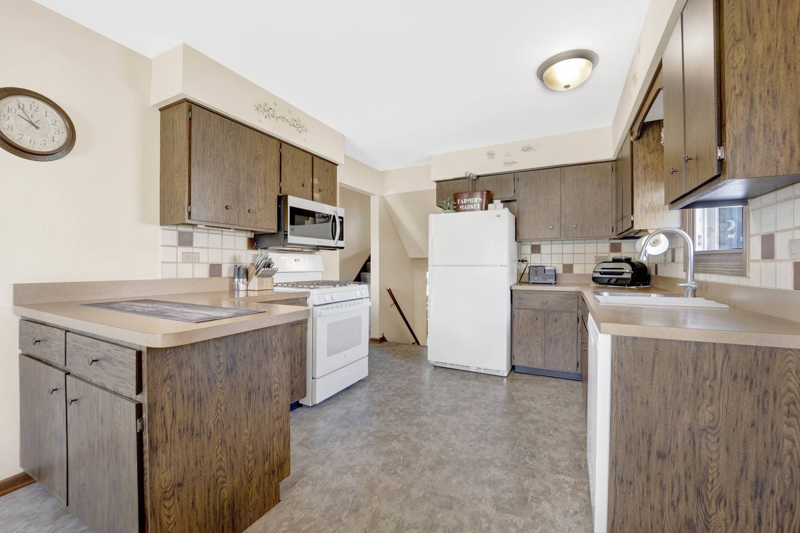 Alsip, IL 60803,4223 W Termunde DR