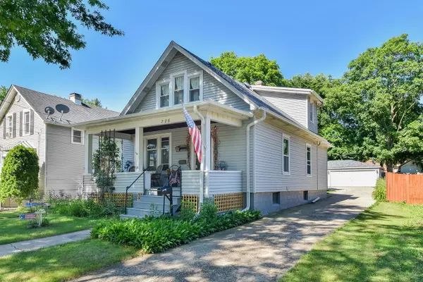 726 Wilder ST, Aurora, IL 60506
