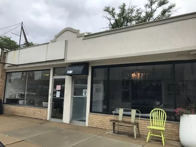 7311 W North AVE, River Forest, IL 60305