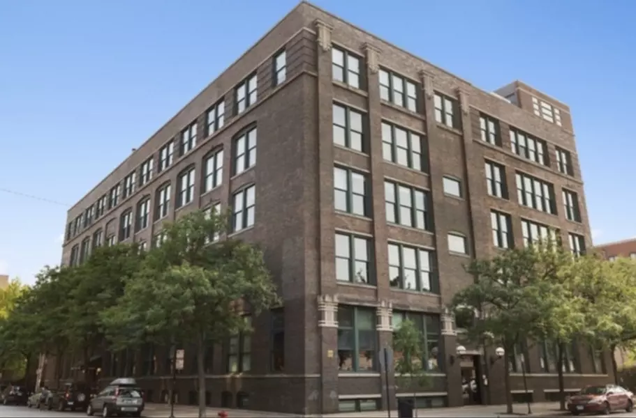 1327 W Washington BLVD #105, Chicago, IL 60607