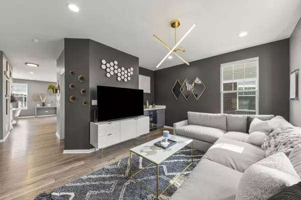 Naperville, IL 60563,1441 N Charles AVE