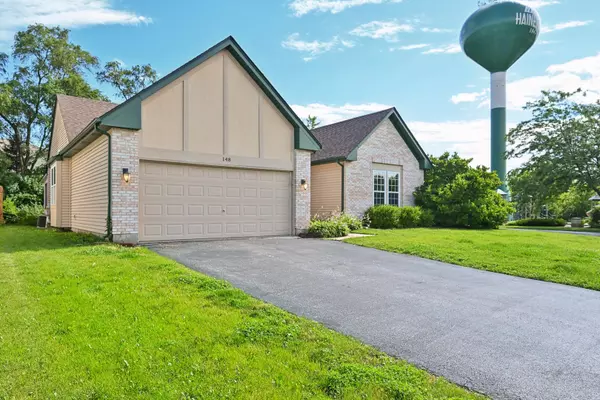 Hainesville, IL 60030,148 E Brittany LN