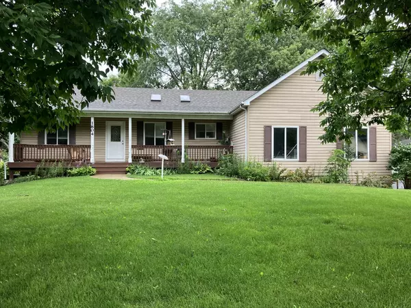 1804 W Kerry LN,  Mchenry,  IL 60050