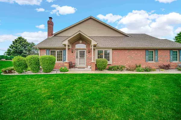 Mokena, IL 60448,19536 Forestdale CT