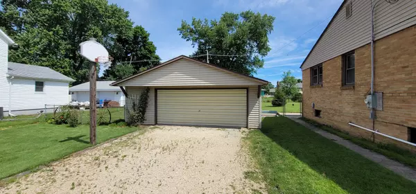 Sterling, IL 61081,1508 E 16th ST
