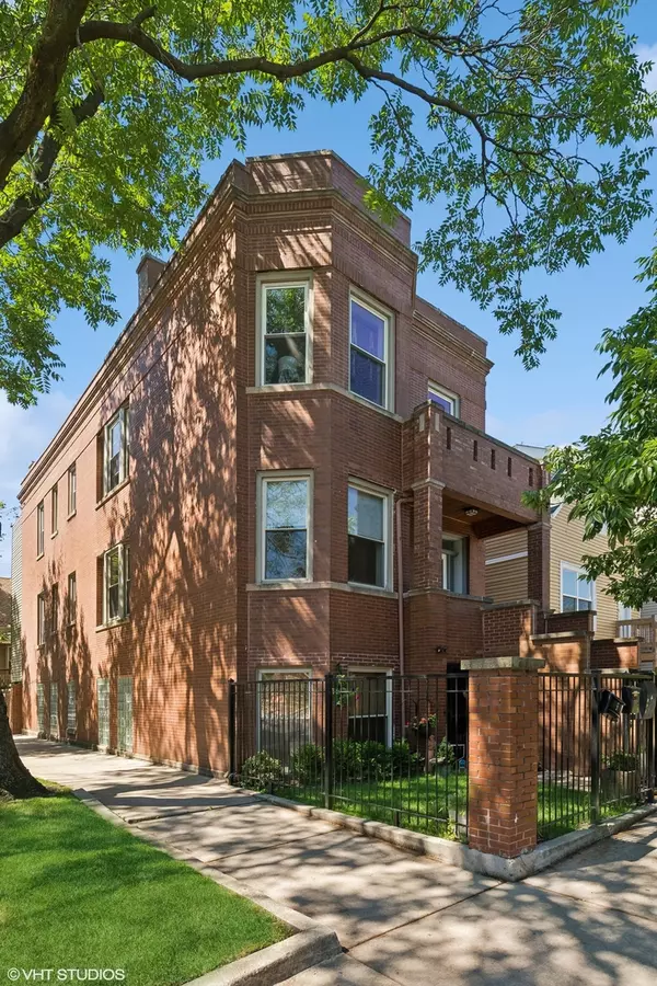 3545 W Shakespeare AVE #2, Chicago, IL 60647