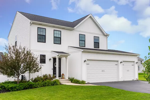 73 W Crabapple AVE, Cortland, IL 60112