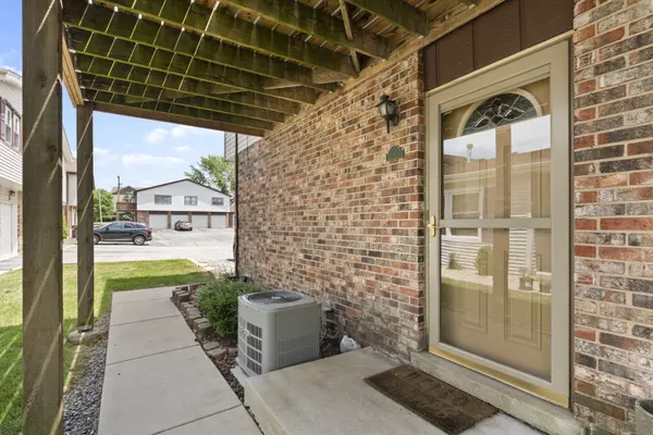 Mokena, IL 60448,19538 S 115th AVE #D