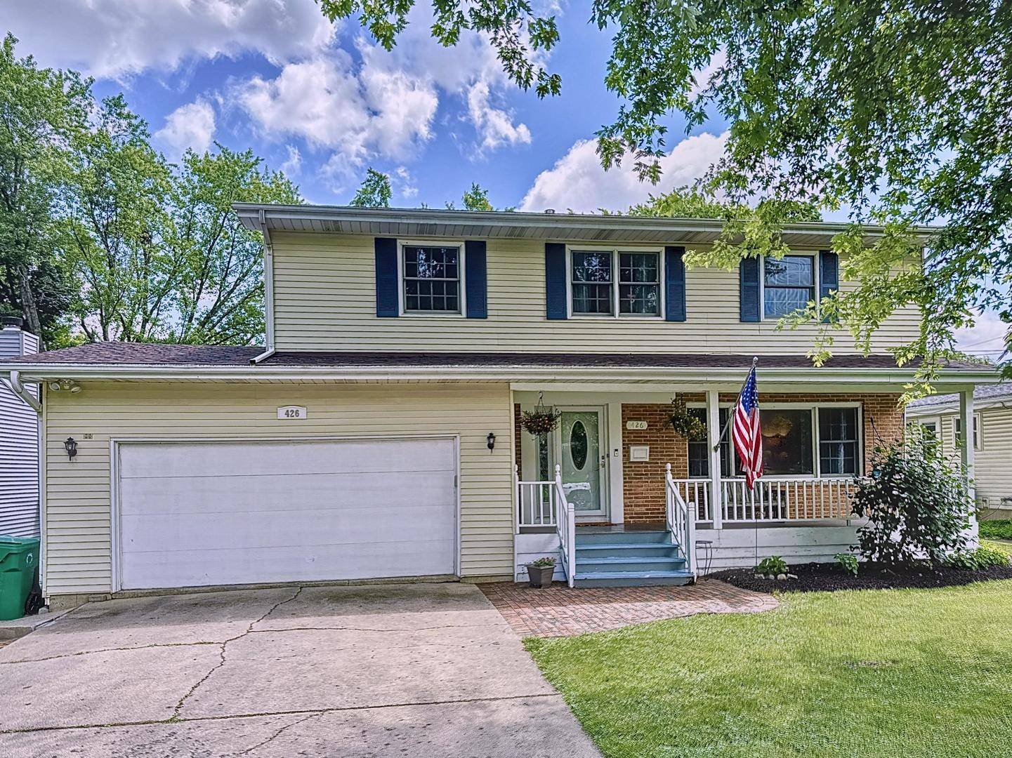 426 N Hill ST, Woodstock, IL 60098
