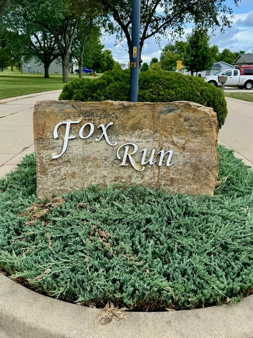 Leroy, IL 61752,119 Fox Run CT