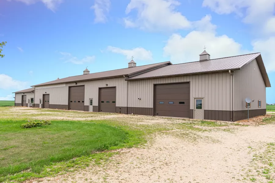 7025 State Route 64, Clare, IL 60111