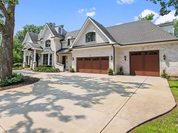Glenview, IL 60025,2036 Sunset Ridge RD
