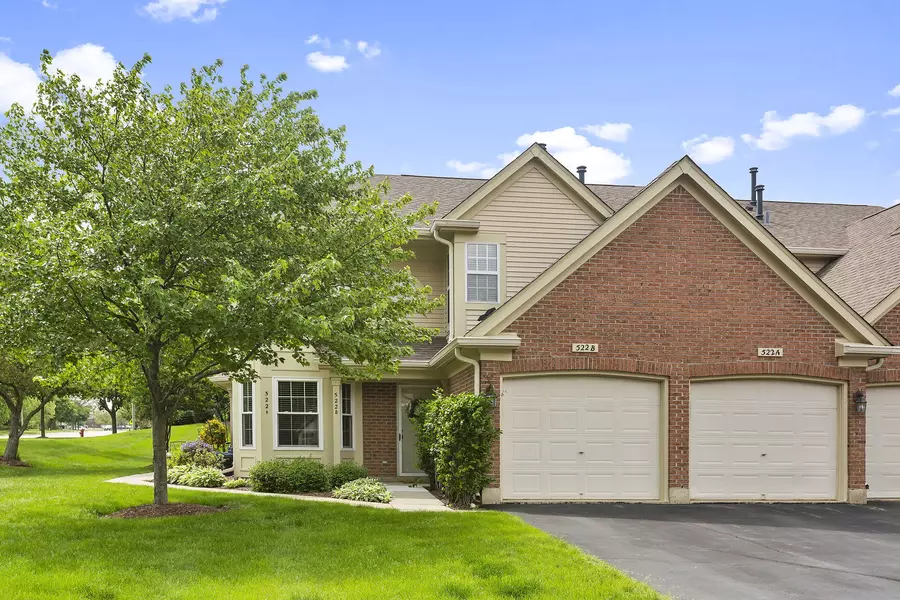 522 Palm CT #B, Crystal Lake, IL 60014