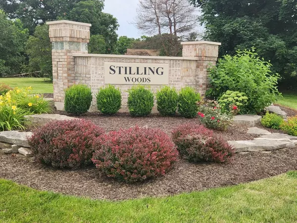 2909 Julia WAY, Mchenry, IL 60051