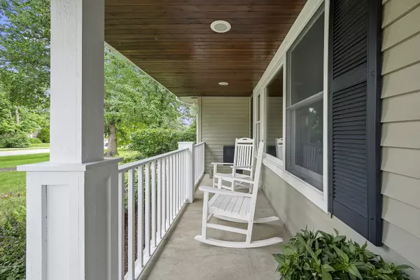 Downers Grove, IL 60515,131 W Chicago AVE