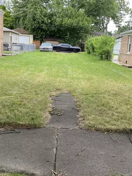 14217 Normal AVE, Riverdale, IL 60827