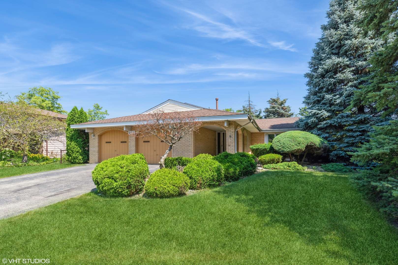 211 WOBURN LN, Schaumburg, IL 60173