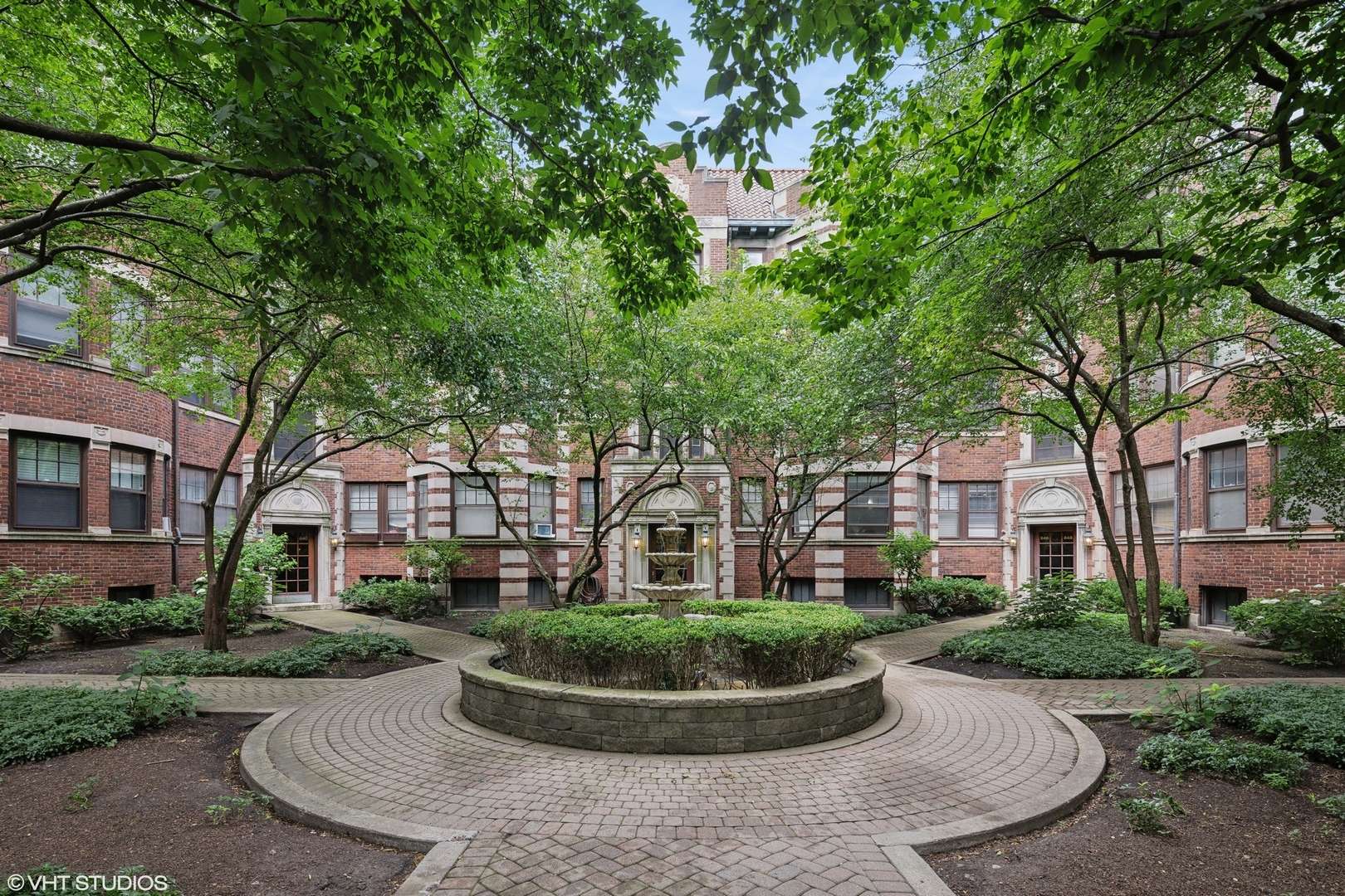 844 Hinman AVE #3, Evanston, IL 60202