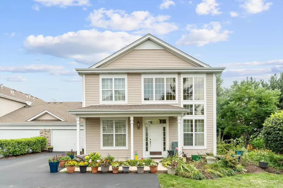 216 W Park AVE, Sugar Grove, IL 60554