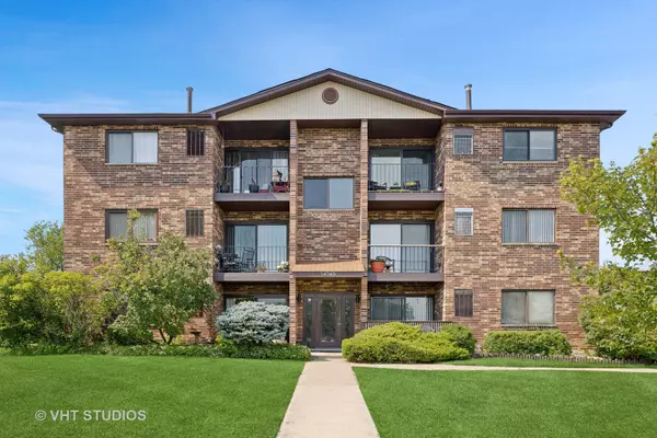 Orland Park, IL 60462,14949 Lakeview DR #101