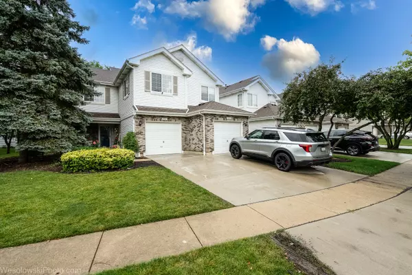 222 Sierra Pass DR, Schaumburg, IL 60194