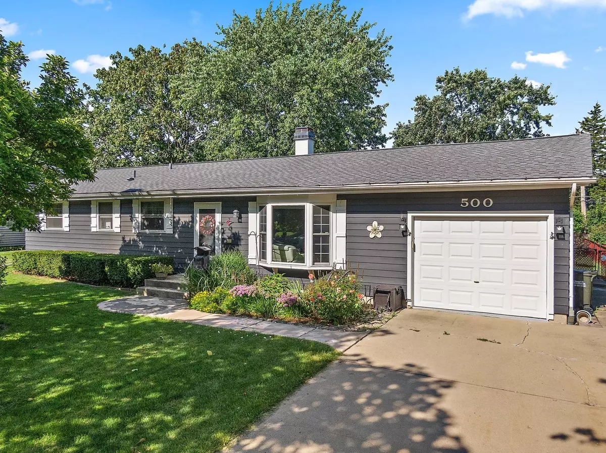 Carol Stream, IL 60188,500 Arrowhead TRL