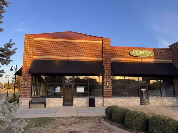 Urbana, IL 61802,2740 Philo RD