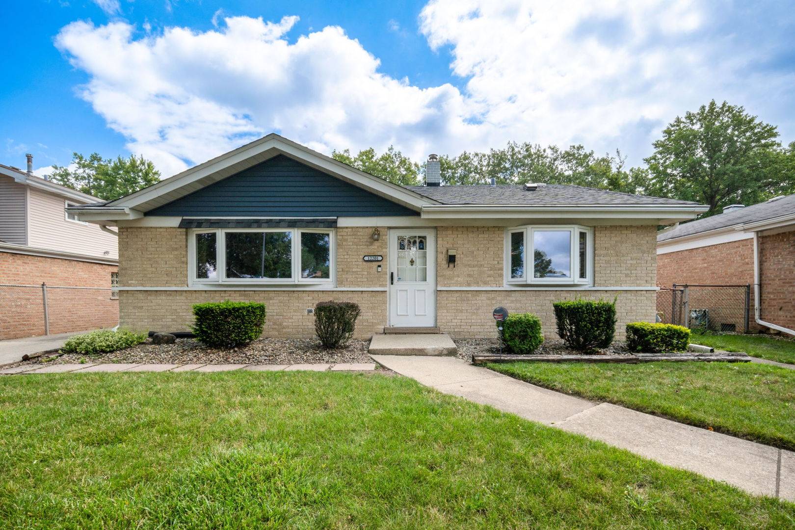12201 S Millard AVE, Alsip, IL 60803
