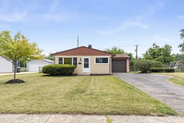 28 Saugatuck RD, Montgomery, IL 60538