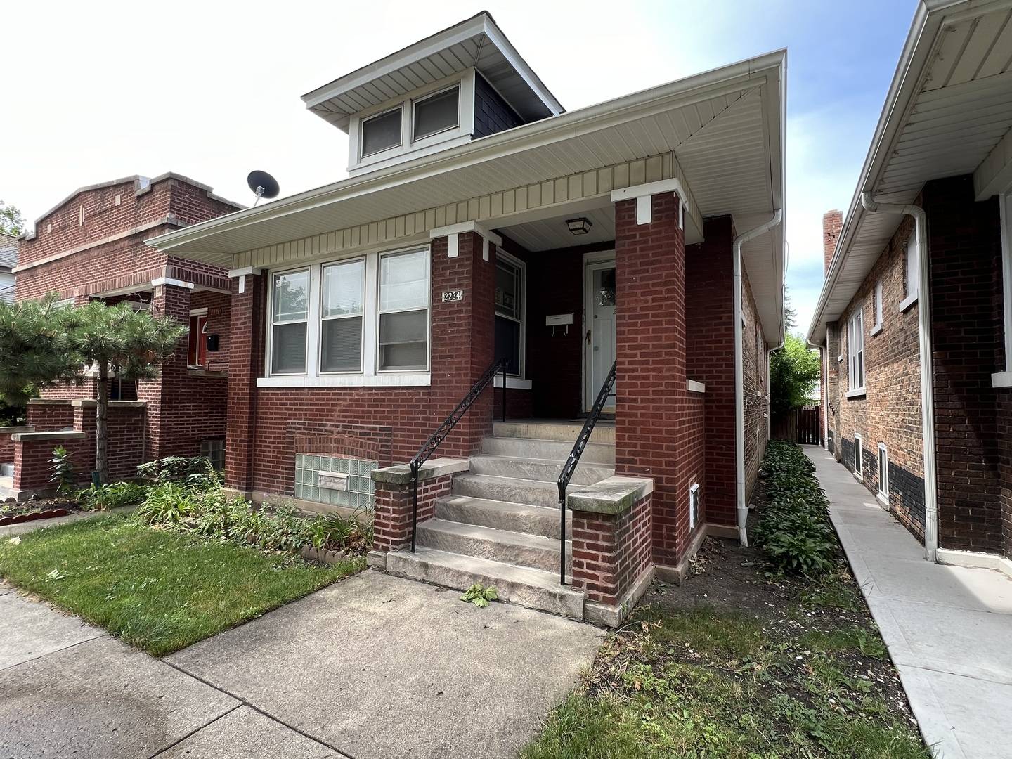 2234 gunderson AVE, Berwyn, IL 60402