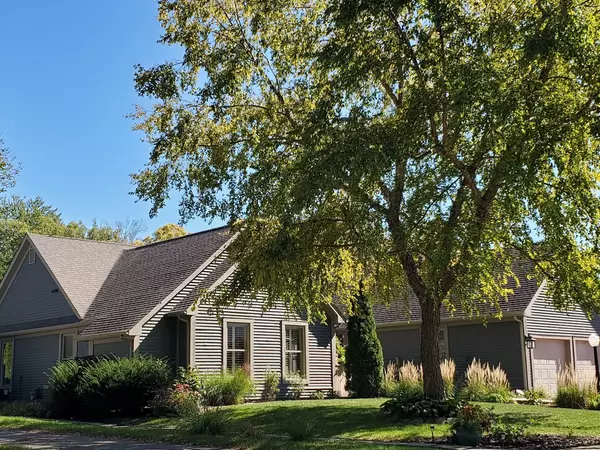 Champaign, IL 61821,1726 Georgetown DR