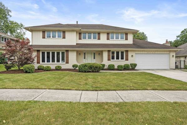 8235 W 138th ST, Orland Park, IL 60462