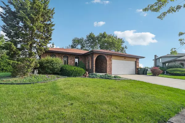 Lynwood, IL 60411,2824 Lake Park CT