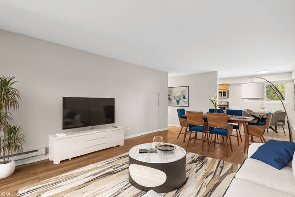 Mount Prospect, IL 60056,1815 Whitechapel DR #1E