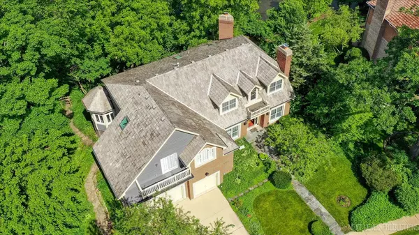 Naperville, IL 60565,2235 River Woods DR