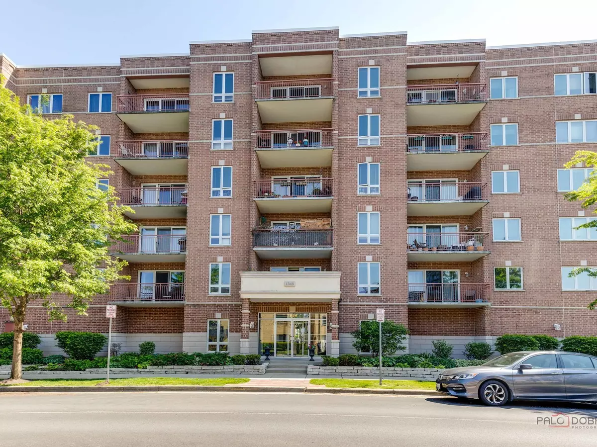 Des Plaines, IL 60016,1349 E Washington ST #307A