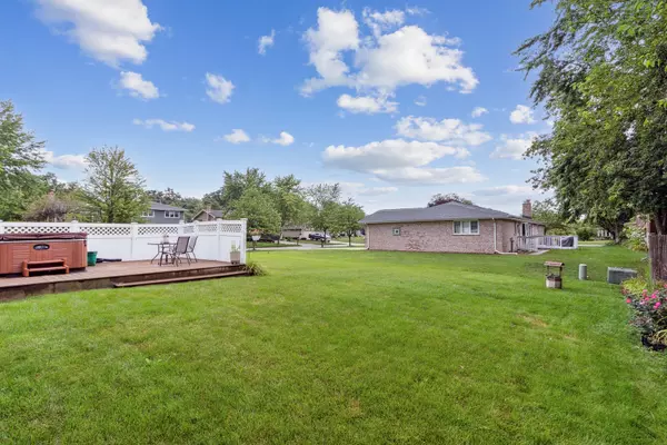 Mokena, IL 60448,19948 Catherine LN