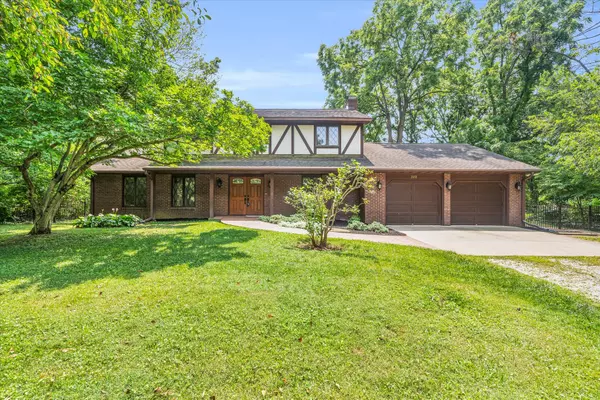 Monticello, IL 61856,2132 Sandra LN