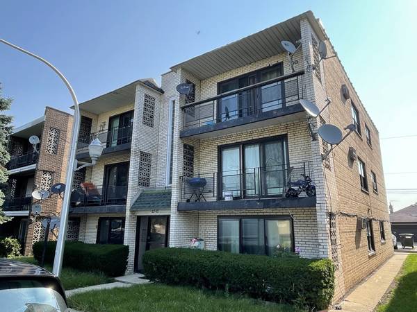 5747 S Kenton AVE #2S, Chicago, IL 60629