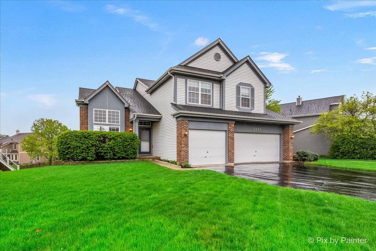 1311 BLACKHAWK LN, Bartlett, IL 60103
