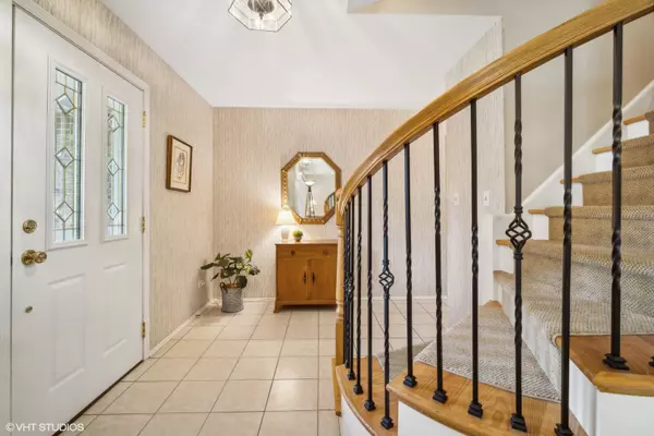 Buffalo Grove, IL 60089,169 Downing RD