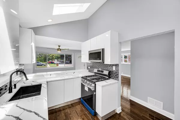 Blue Island, IL 60406,3019 140th ST