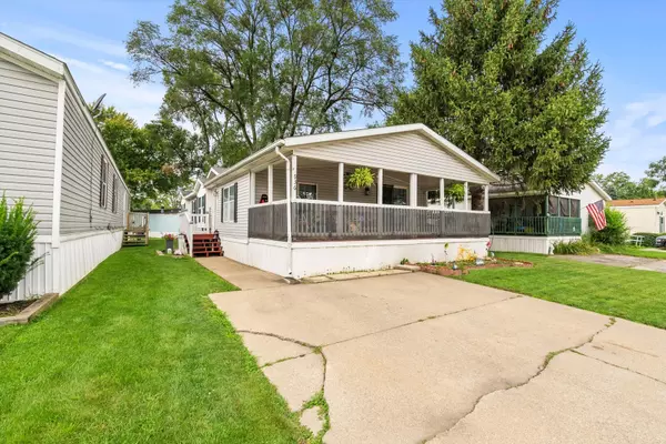Justice, IL 60458,936 Victory LN