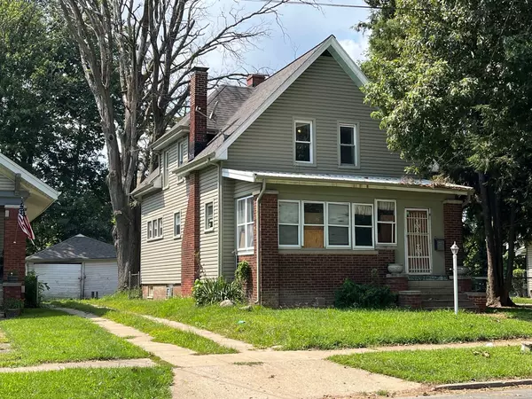 Peoria, IL 61604,2111 N North ST